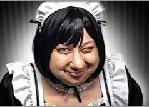 Timgioh: Der unglaubliche Aufstieg des Twitch-Streamers 2026 5 Timgioh im Maid-Kostüm mit schwarzer Perücke zwinkert in die Kamera